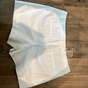 NWT White House black market white dress shorts sz.14